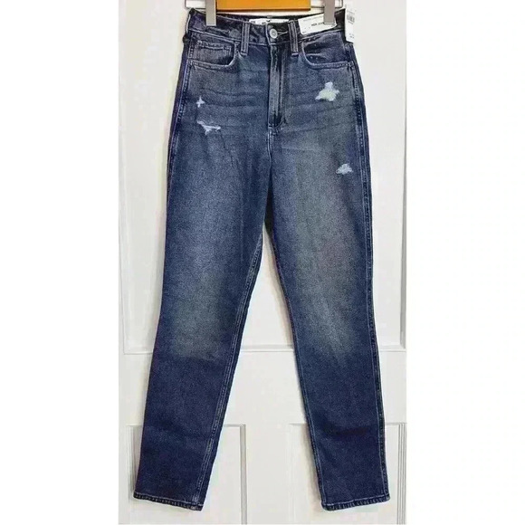 BNWT Hollister Curvy Ultra  High Rise Mom Jeans Size 00R - Picture 3 of 15
